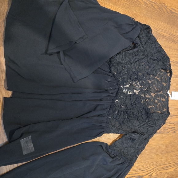 Free PeopleMagdalene Sweetheart Neck Long Sleeves Crochet Black Tunic - Picture 2 of 6